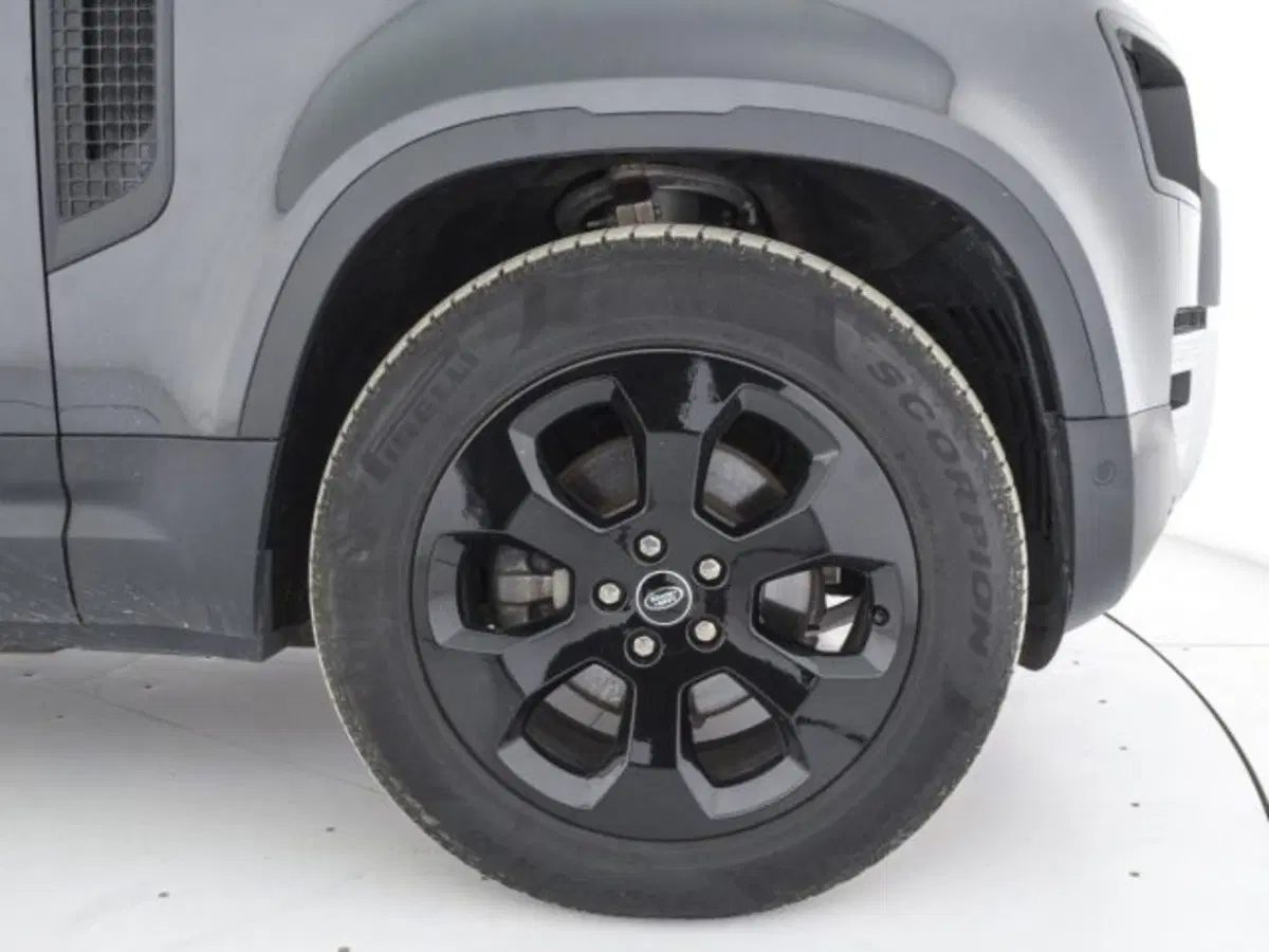 Land Rover Defender usata a Perugia (9)