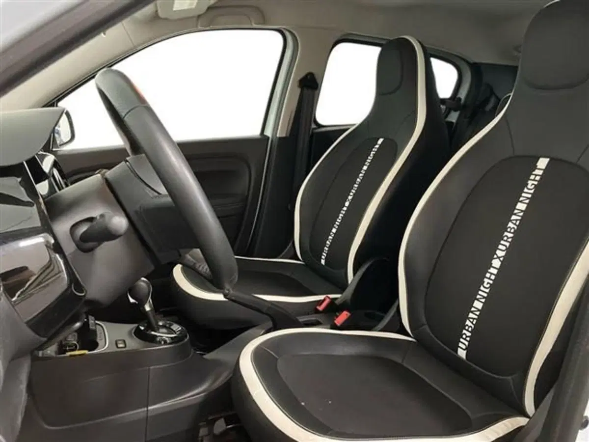 Renault Twingo usata a Como (10)