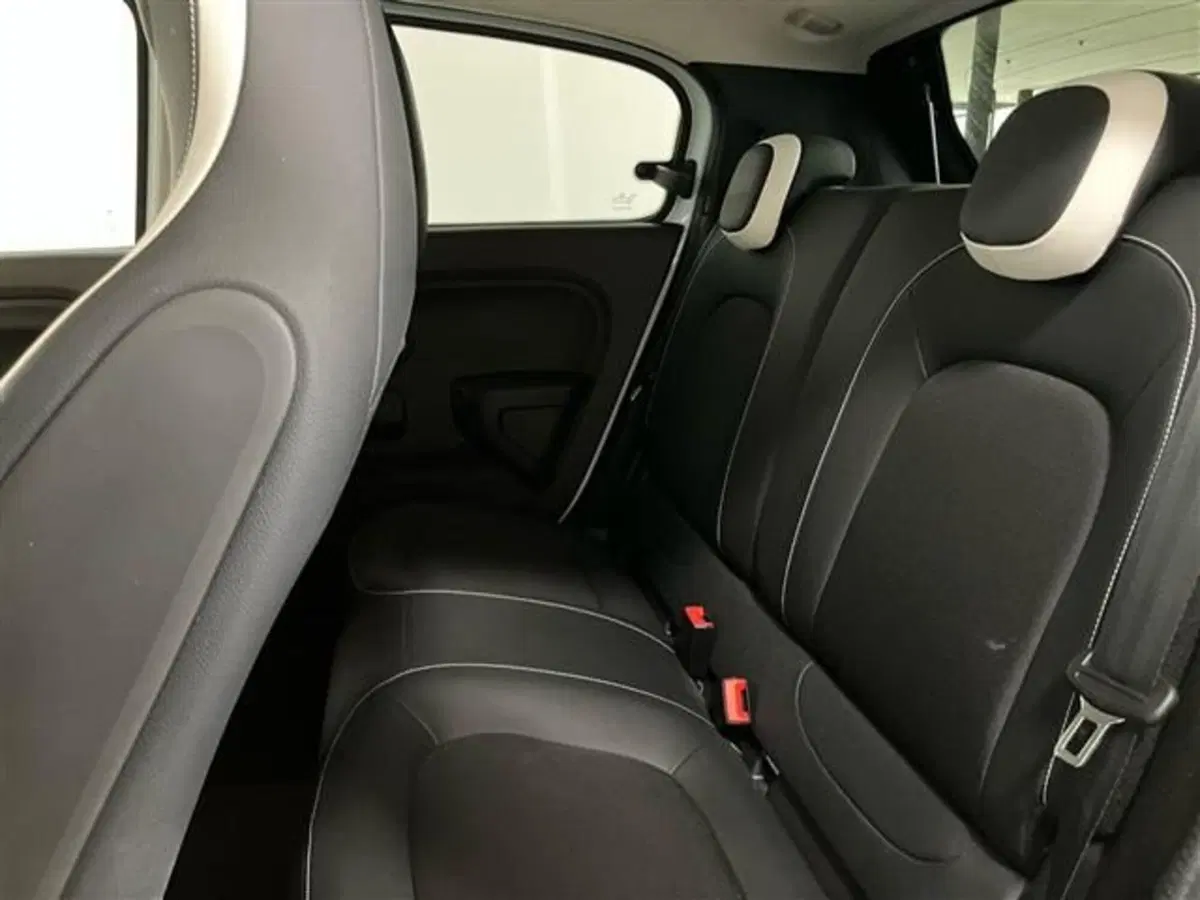Renault Twingo usata a Como (12)