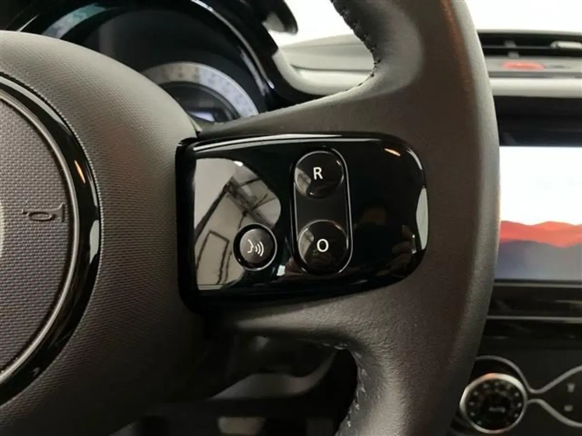 Renault Twingo usata a Como (18)
