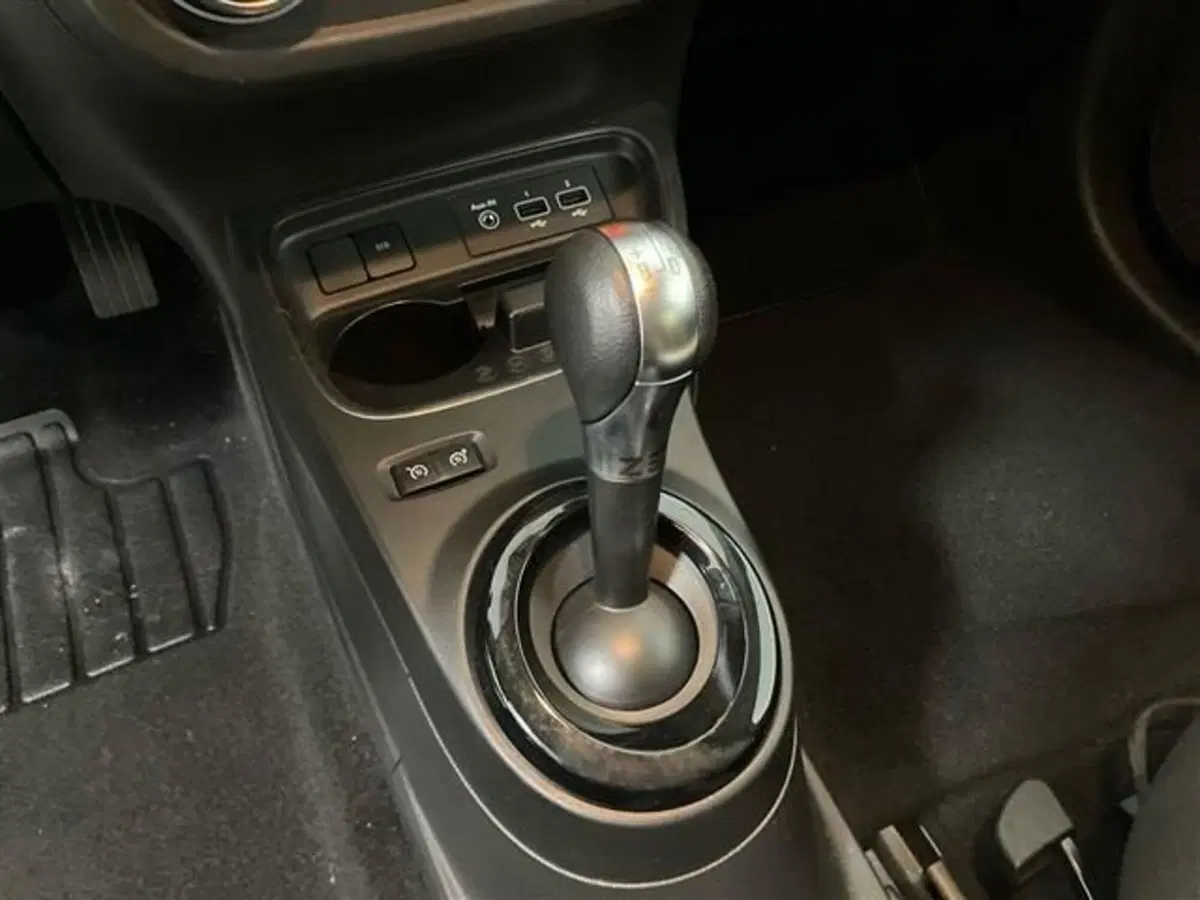 Renault Twingo usata a Como (19)