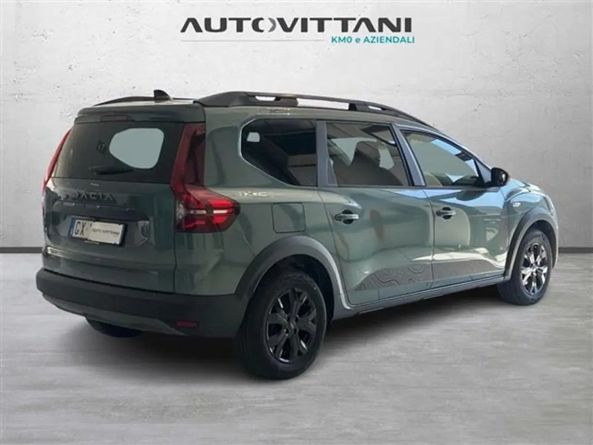Dacia Jogger nuova a Como (3)