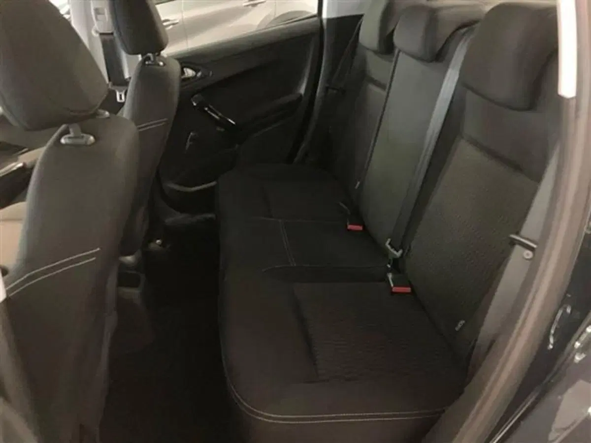 Peugeot 208 usata a Como (13)