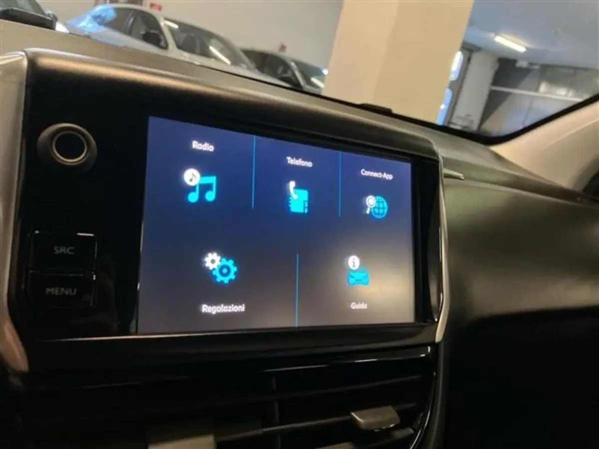 Peugeot 208 usata a Como (15)