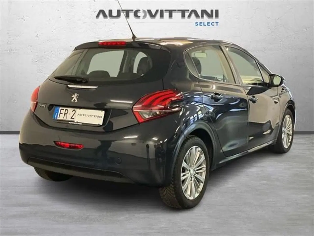 Peugeot 208 usata a Como (4)