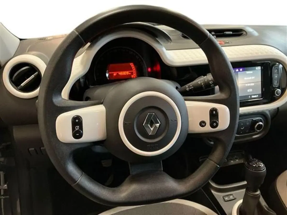 Renault Twingo usata a Como (16)