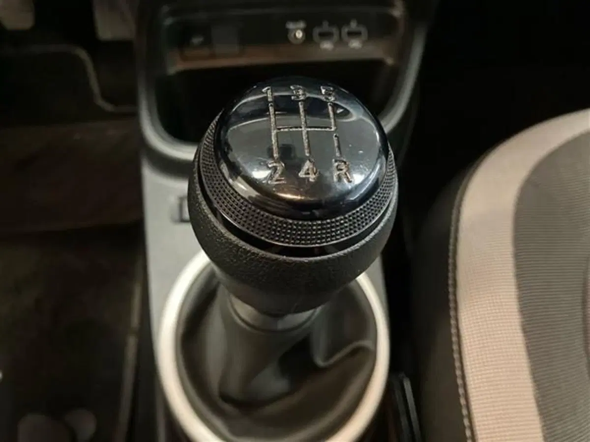 Renault Twingo usata a Como (19)