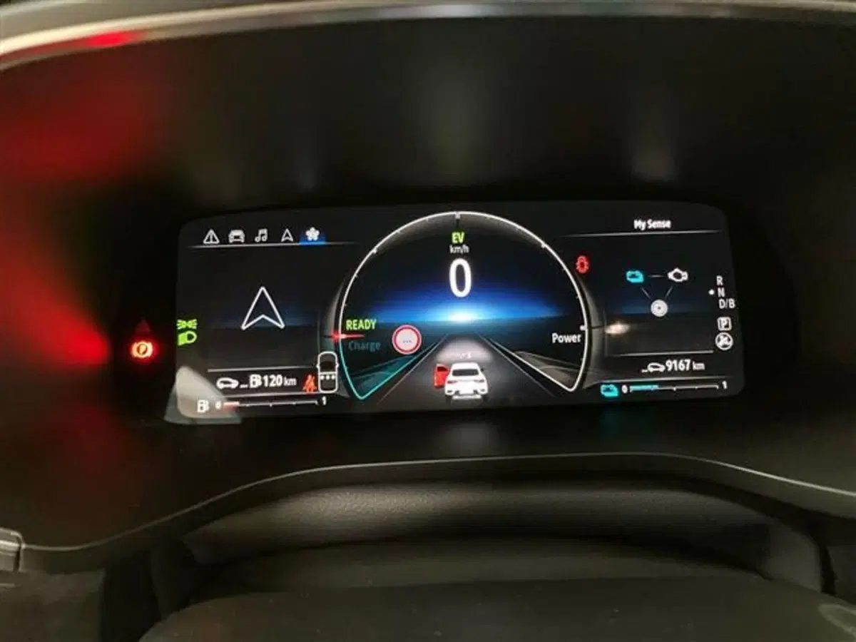 Renault Arkana usata a Como (15)