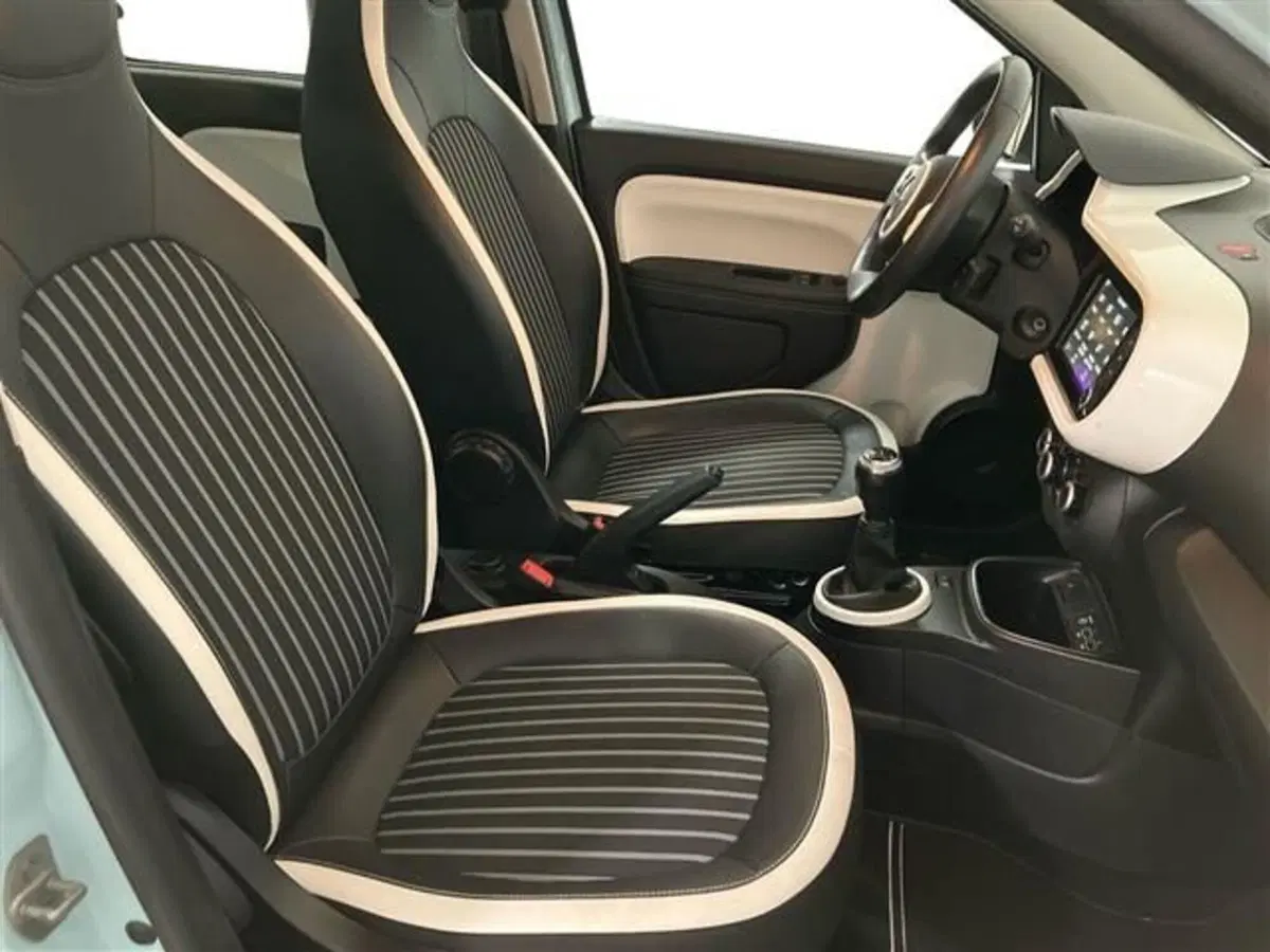 Renault Twingo usata a Como (13)