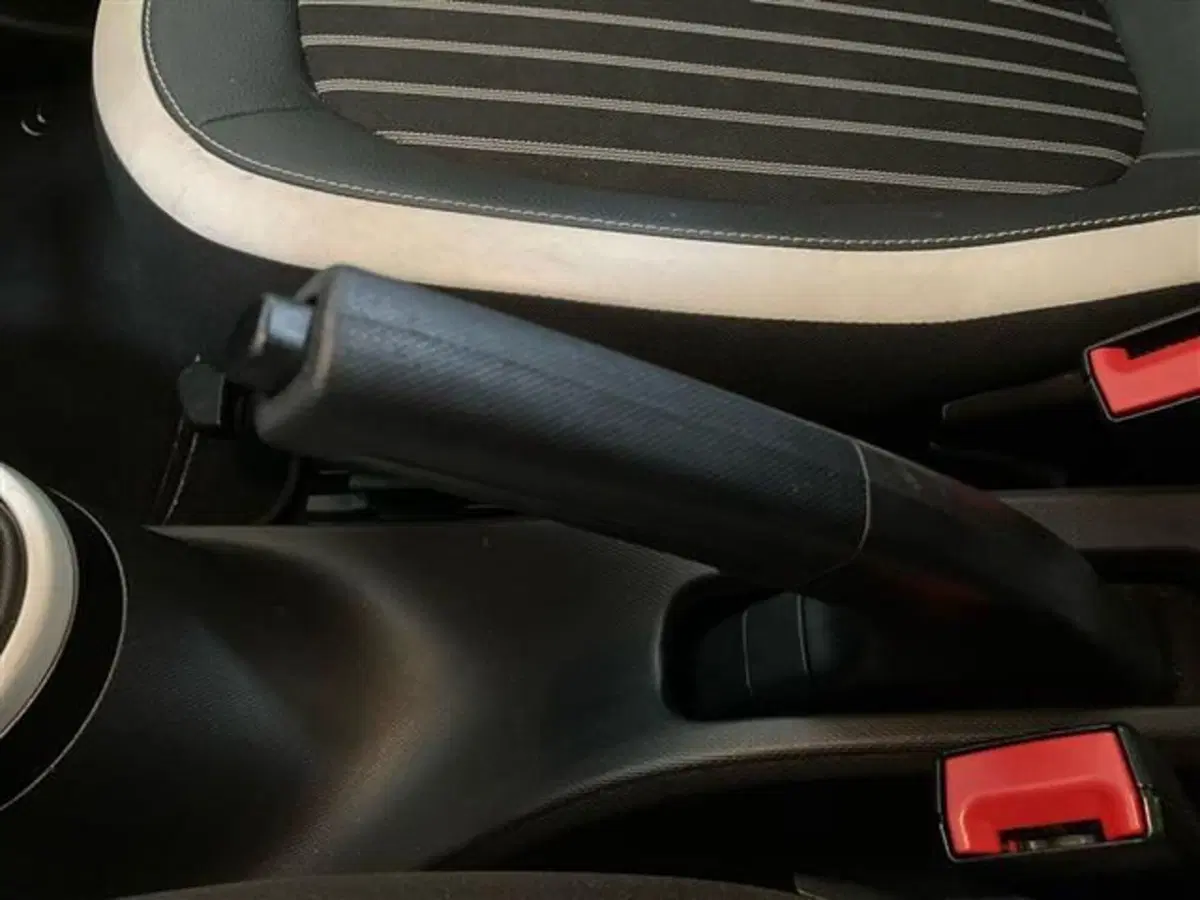 Renault Twingo usata a Como (17)