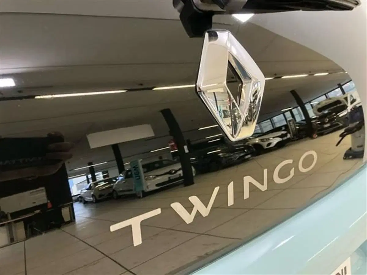 Renault Twingo usata a Como (19)