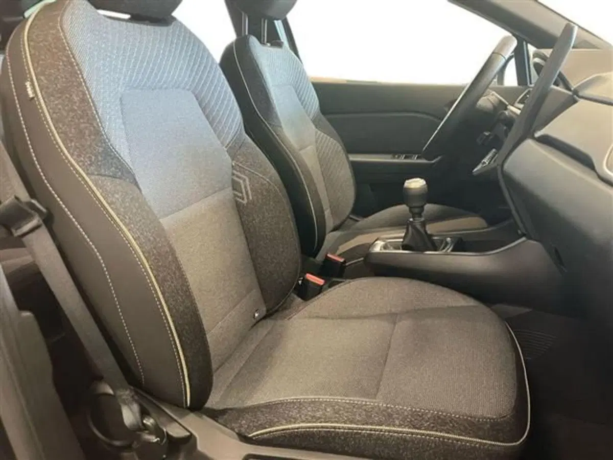Renault Captur usata a Como (11)