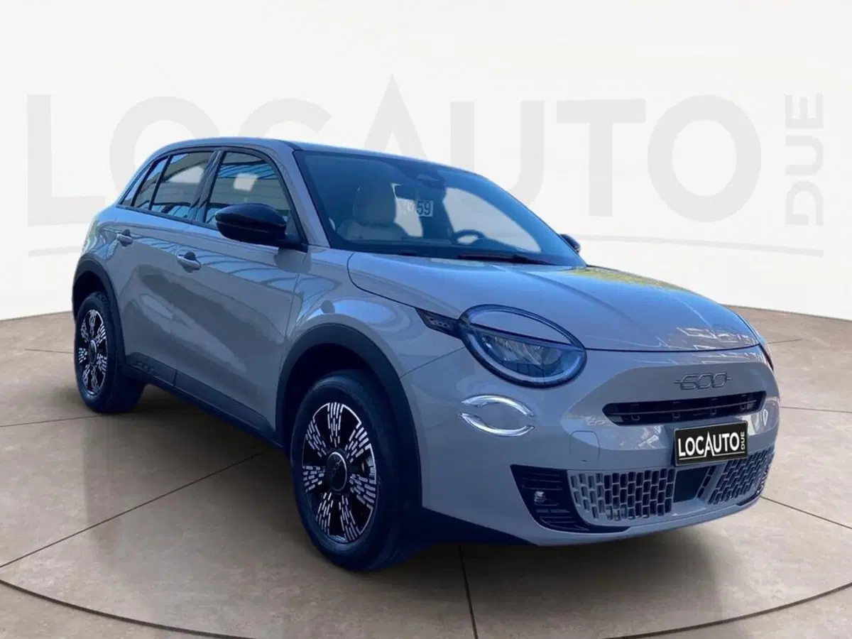Fiat 600 nuova a Torino (3)