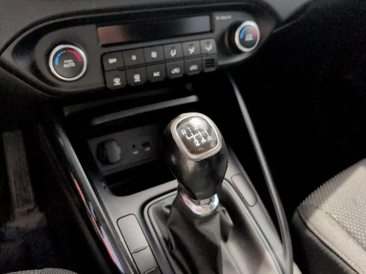 Kia Carens usata a Piacenza (12)