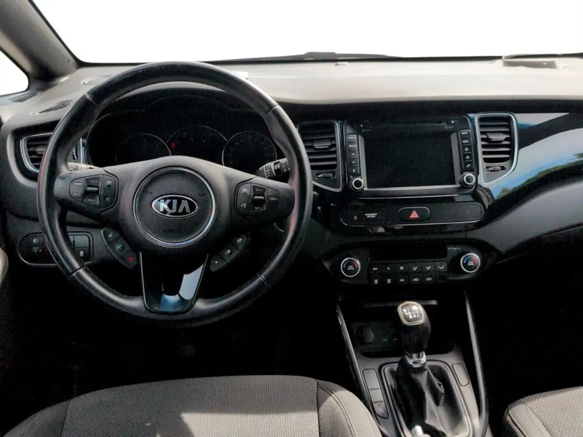 Kia Carens usata a Piacenza (7)