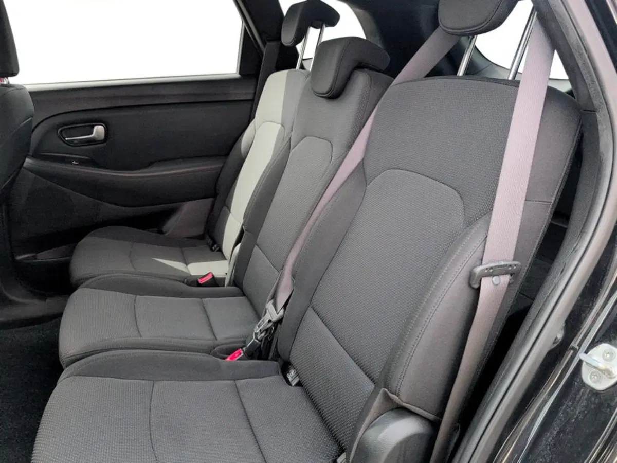 Kia Carens usata a Piacenza (9)