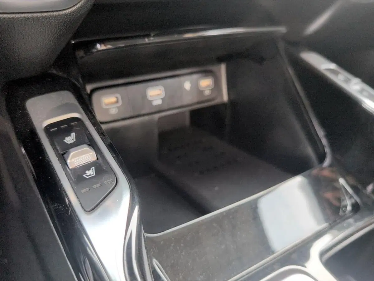 Kia Sorento usata a Piacenza (13)