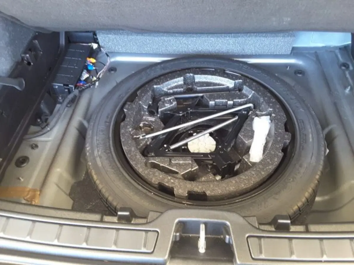 Volvo XC40 usata a Firenze (15)