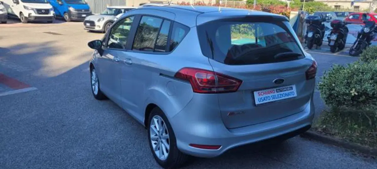 Ford B-Max usata a Napoli (3)