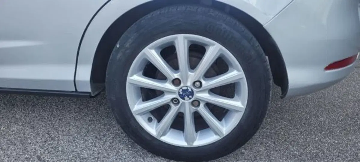 Ford B-Max usata a Napoli (5)