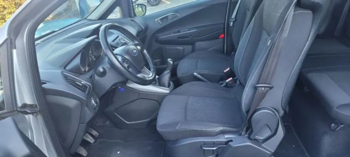 Ford B-Max usata a Napoli (6)