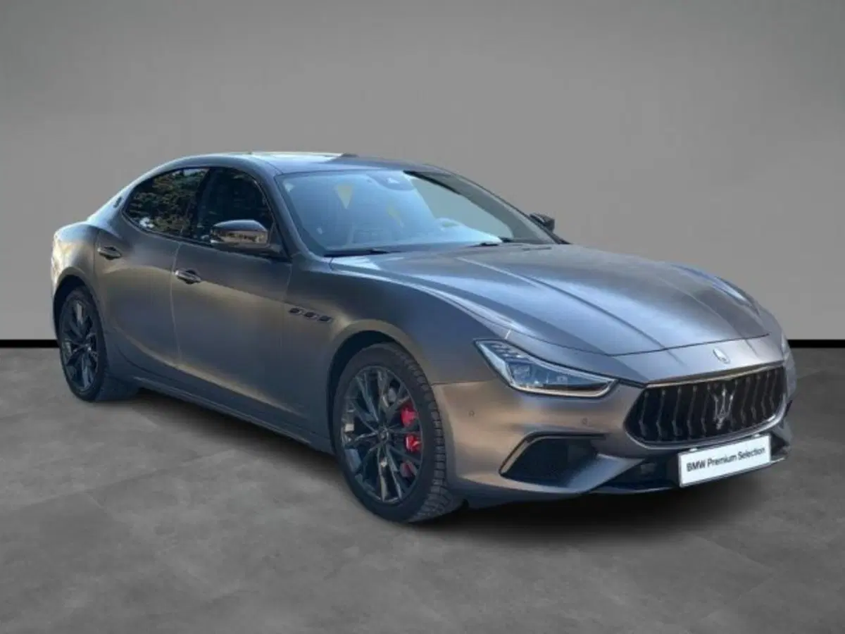 Maserati Ghibli usata a Lecce (6)