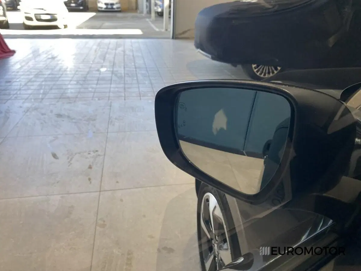 Suzuki Swift usata a Bari (13)