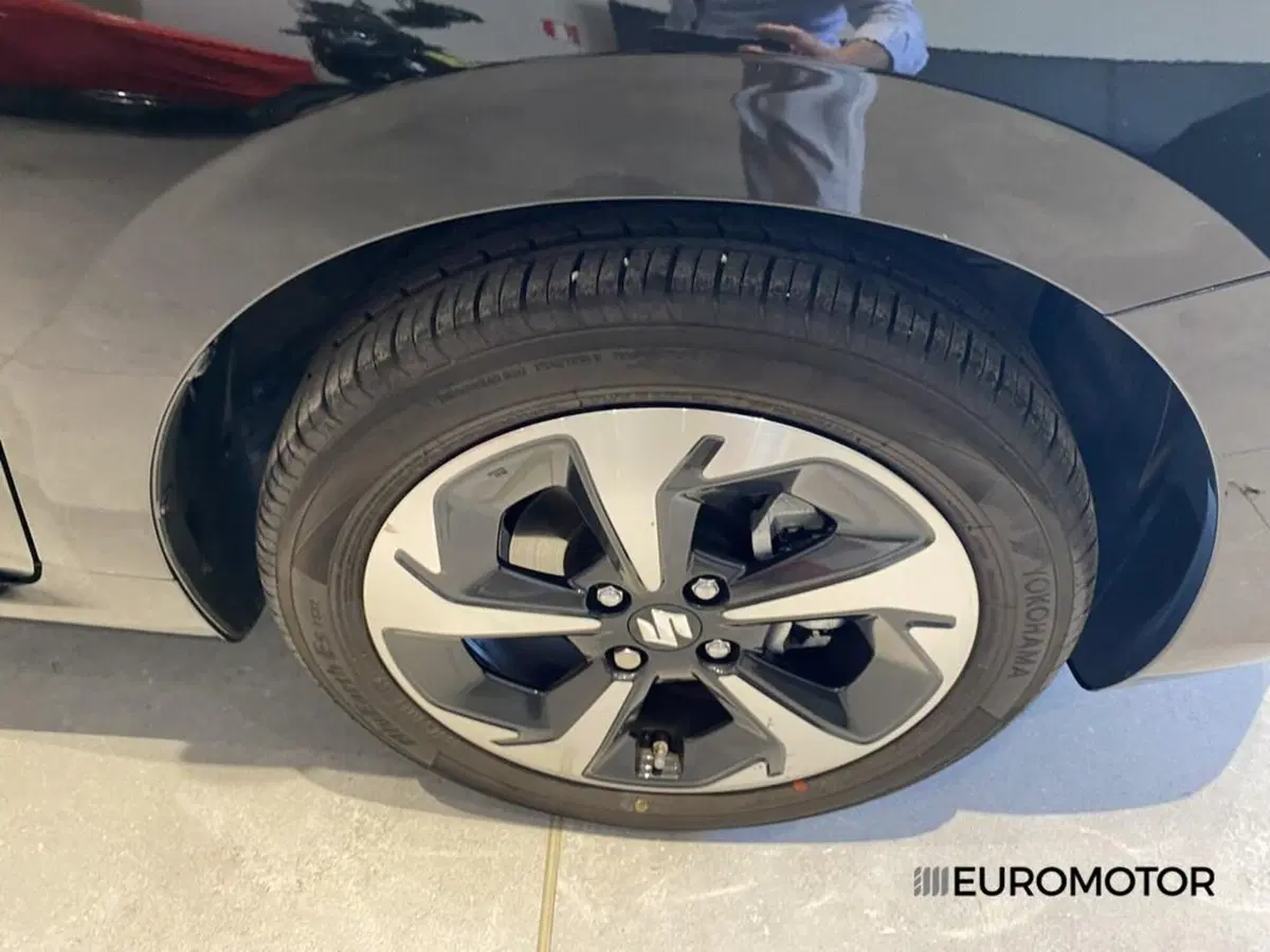 Suzuki Swift usata a Bari (5)