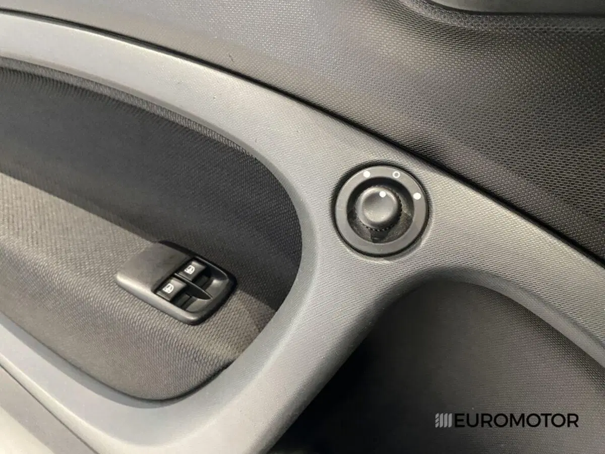 smart Fortwo usata a Bari (10)