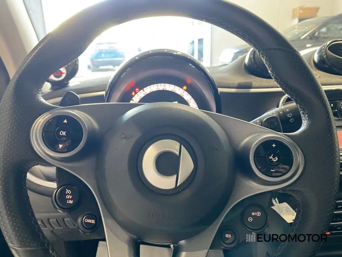 smart Fortwo usata a Bari (12)