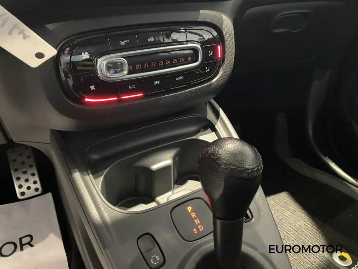 smart Fortwo usata a Bari (13)
