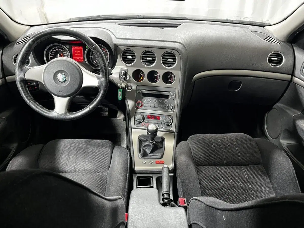 Alfa Romeo 159 SportWagon usata a Sondrio (12)