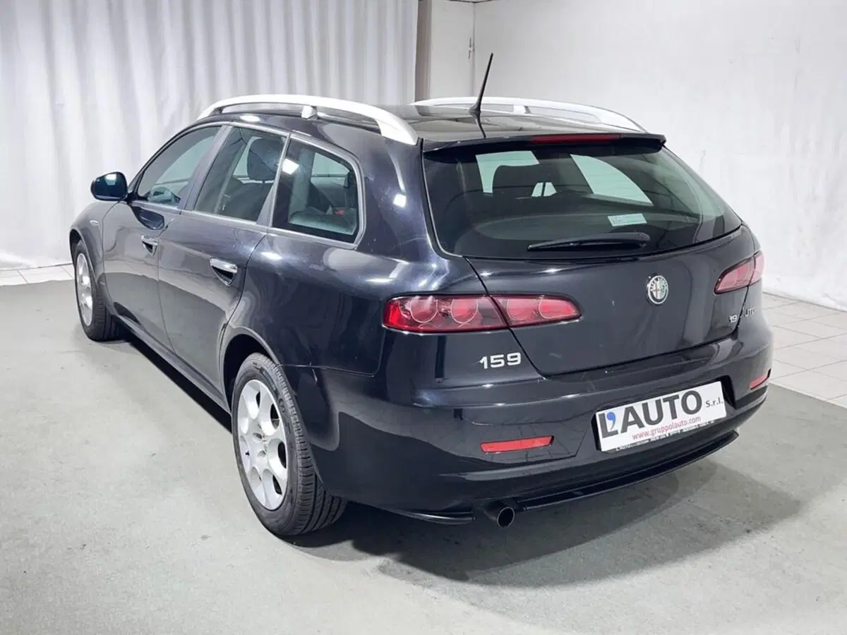 Alfa Romeo 159 SportWagon usata a Sondrio (3)