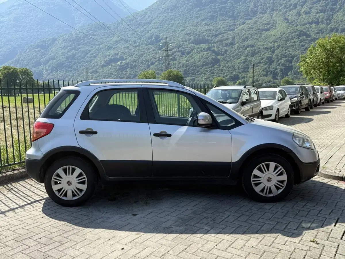 Fiat Sedici usata a Sondrio (6)