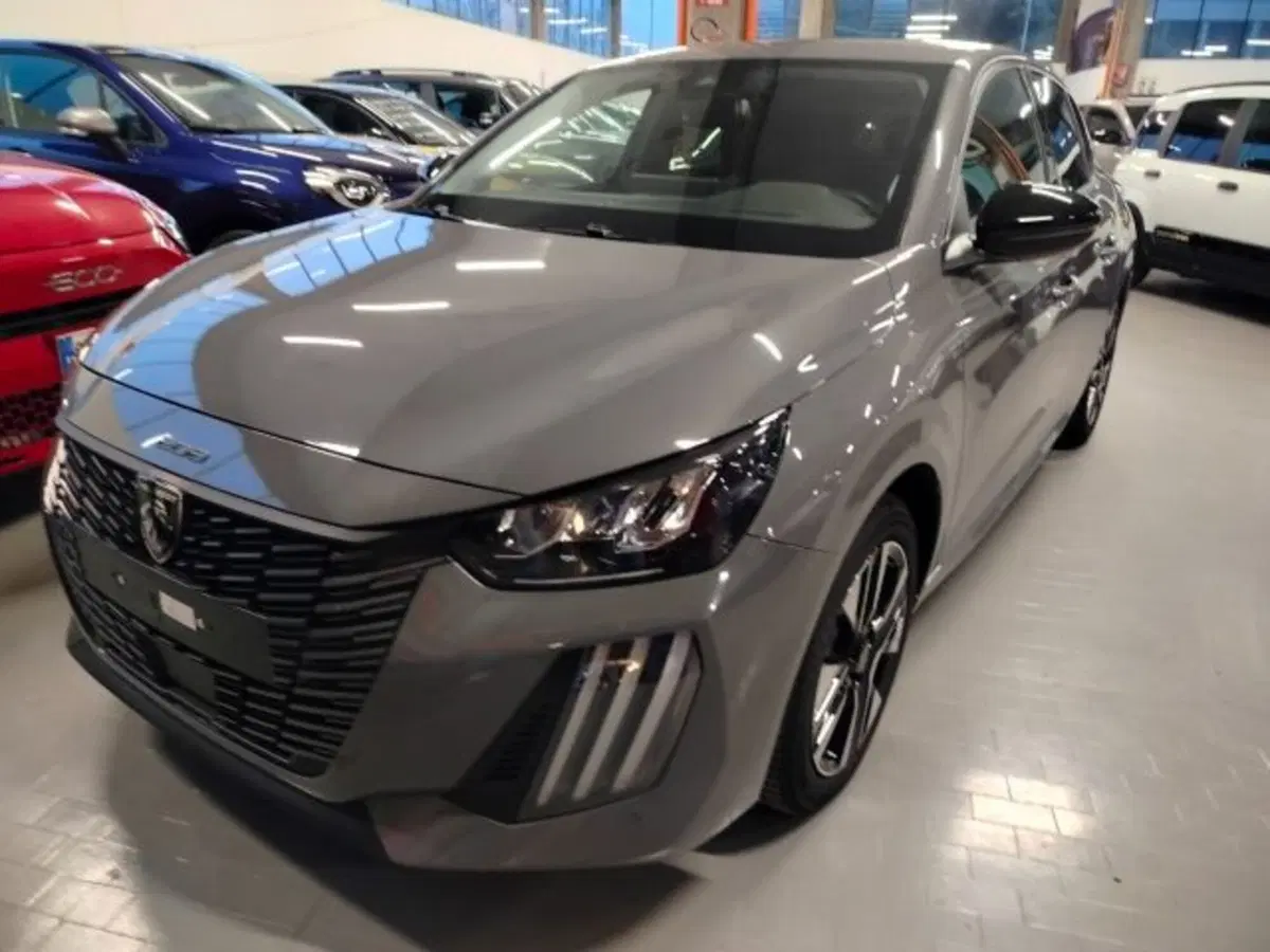 Peugeot 208 usata a Forlì-Cesena