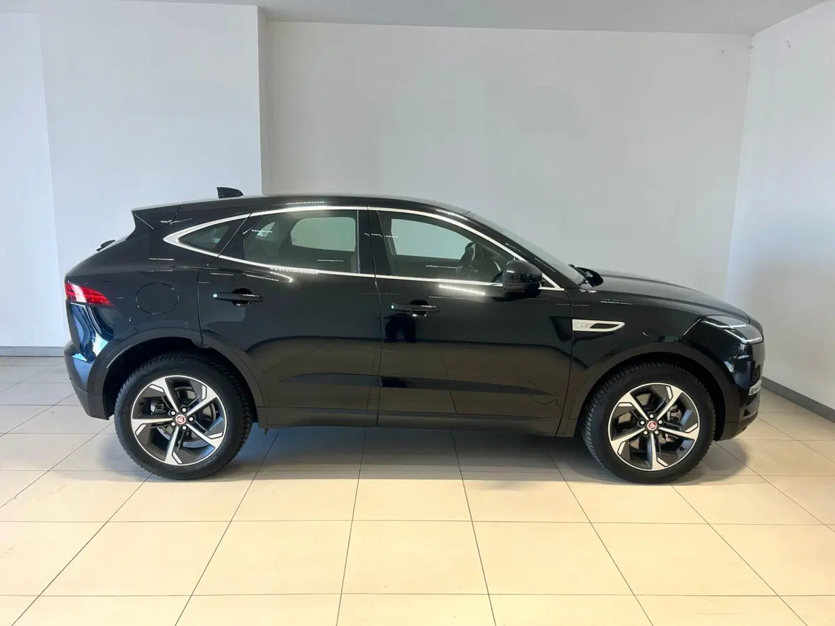 Jaguar E-Pace usata a Napoli (6)