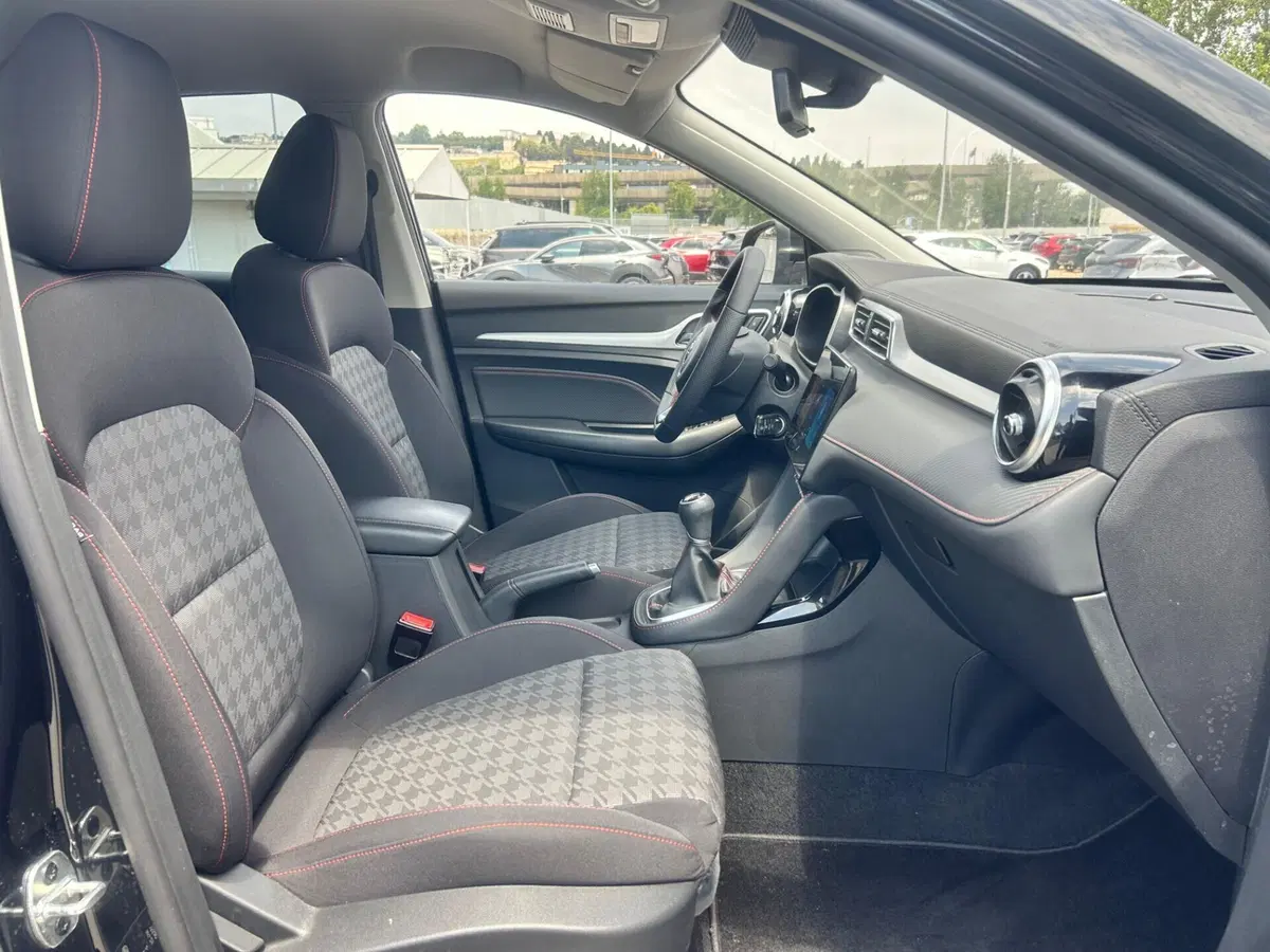 Mg ZS usata a Napoli (6)