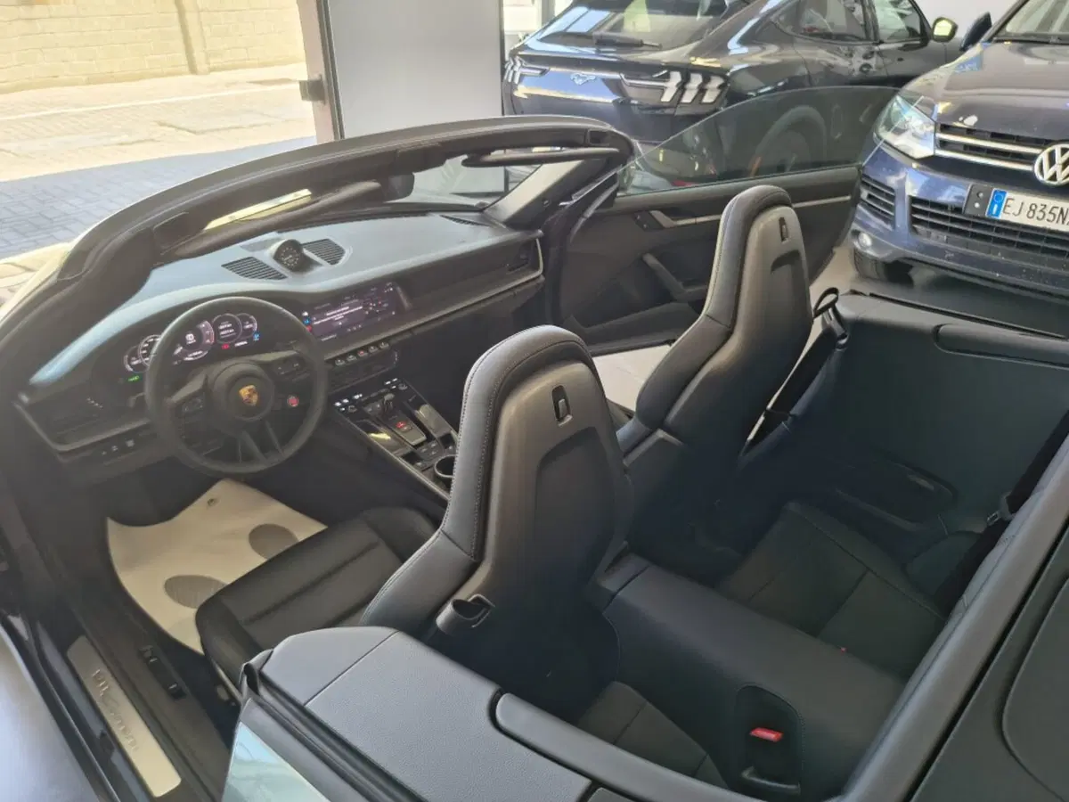 Porsche 911 Cabrio usata a Firenze (13)