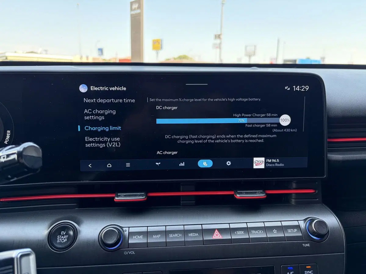Hyundai Kona usata a Vercelli (12)
