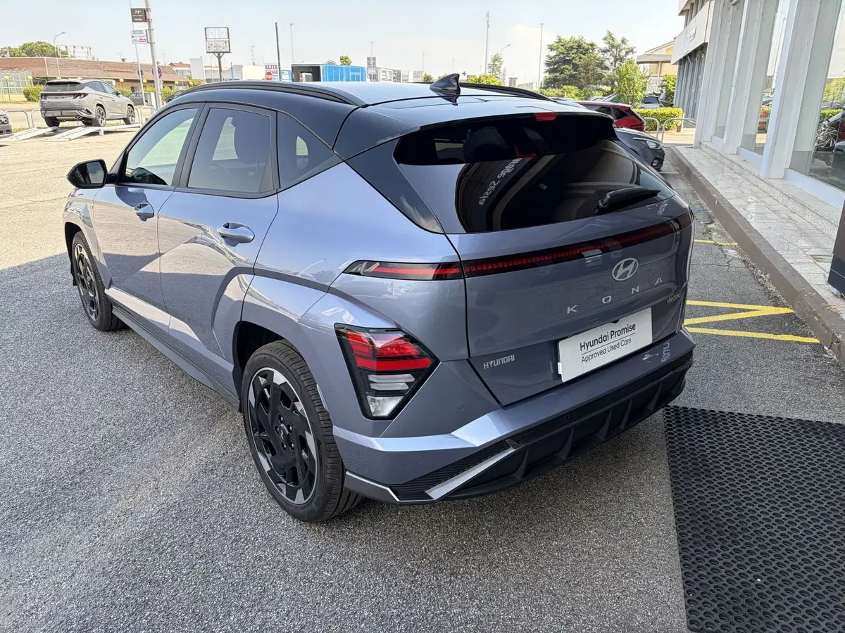 Hyundai Kona usata a Vercelli (3)