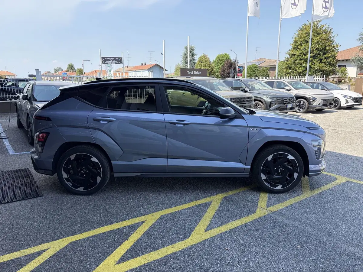 Hyundai Kona usata a Vercelli (5)