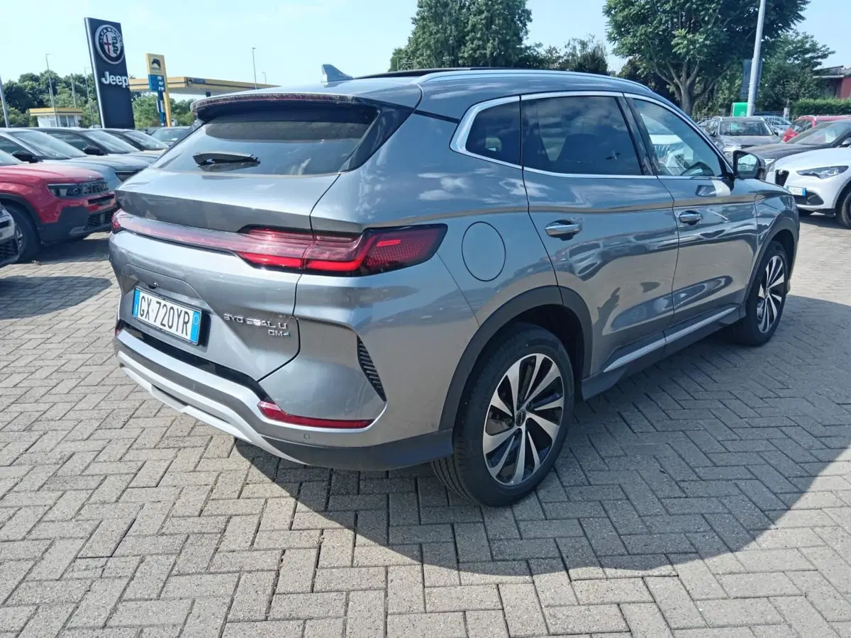 Byd Seal U DM-i  usata a Alessandria (5)
