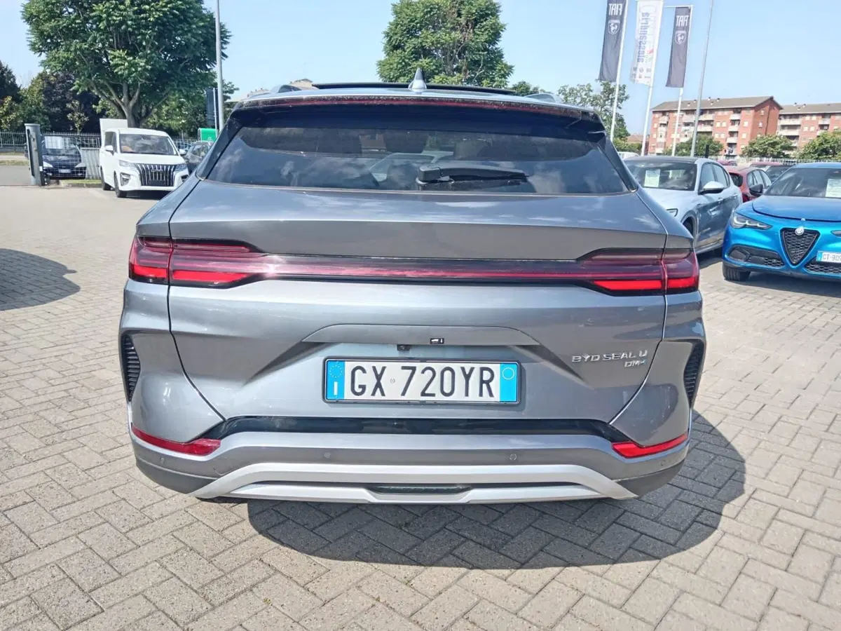 Byd Seal U DM-i  usata a Alessandria (6)