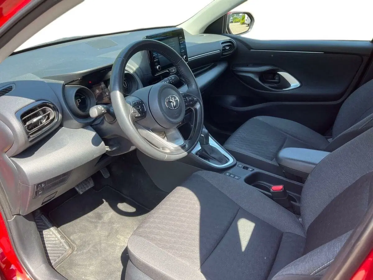Toyota Yaris usata a Lecco (7)