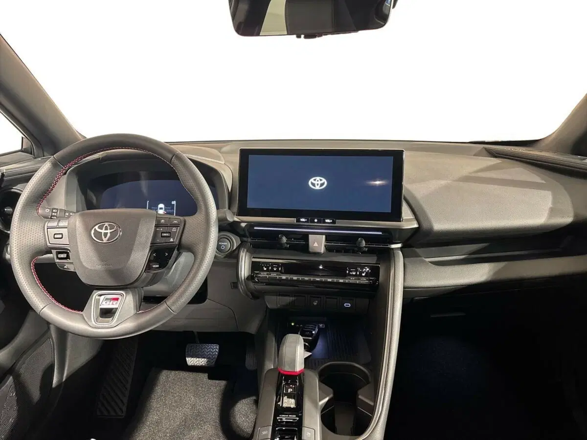 Toyota Toyota C-HR usata a Lecco (8)