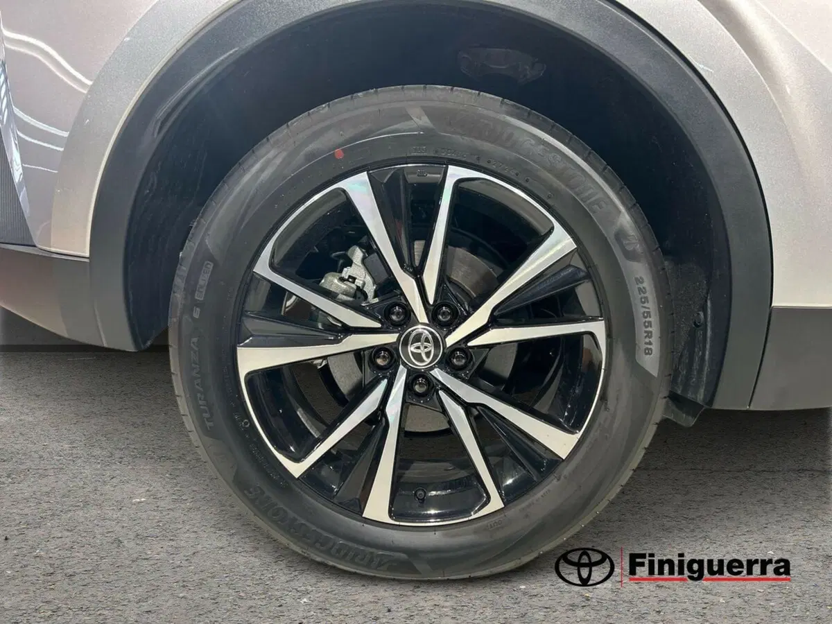 Toyota Toyota C-HR usata a Lecco (8)