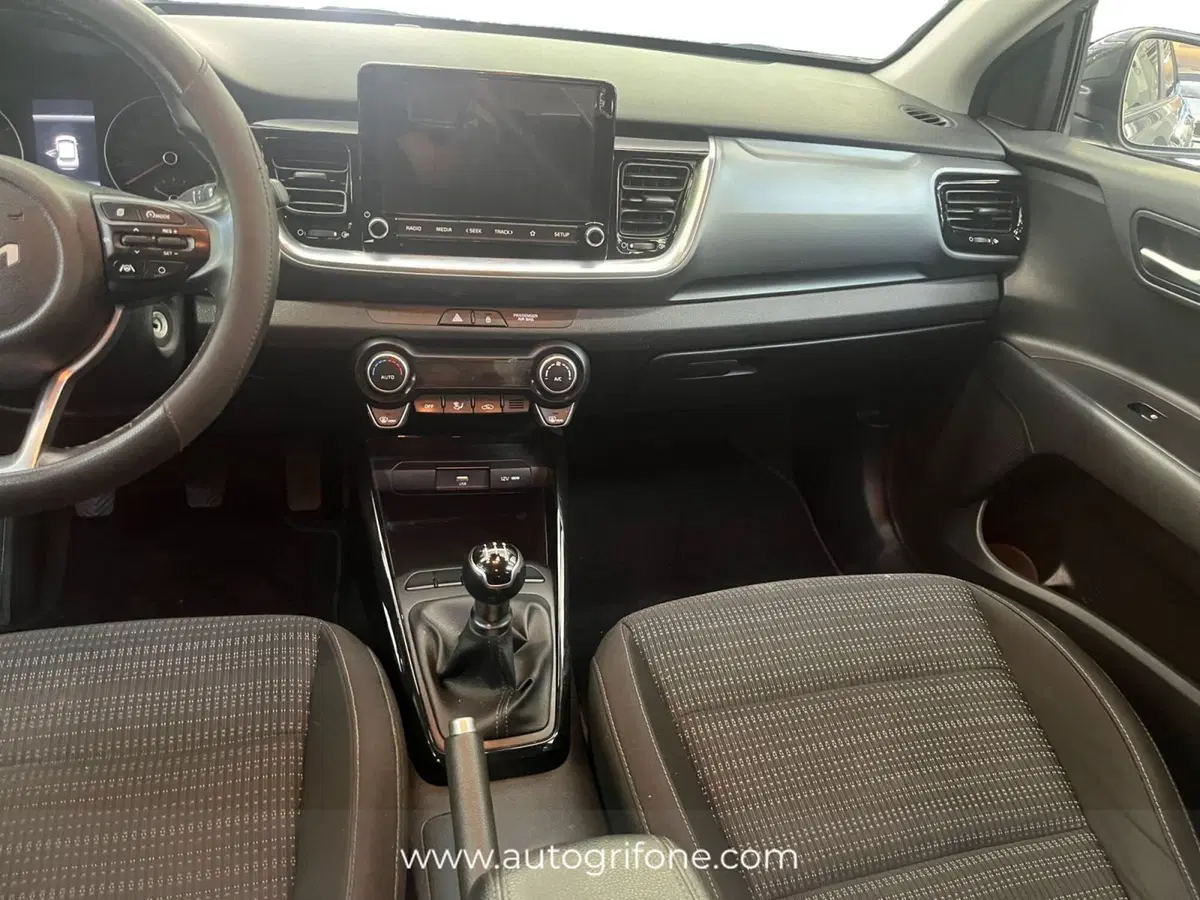 Kia Stonic usata a Modena (12)