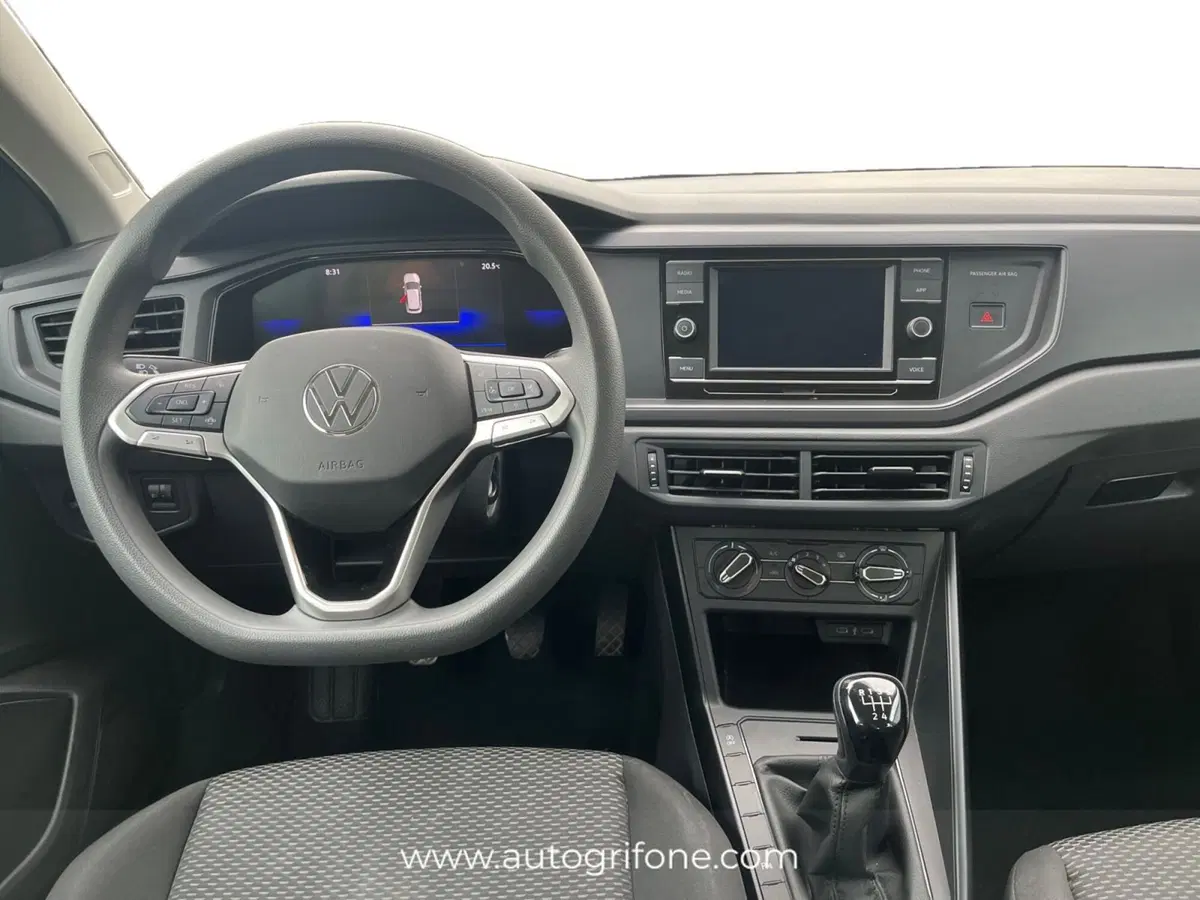 Volkswagen Taigo usata a Modena (10)