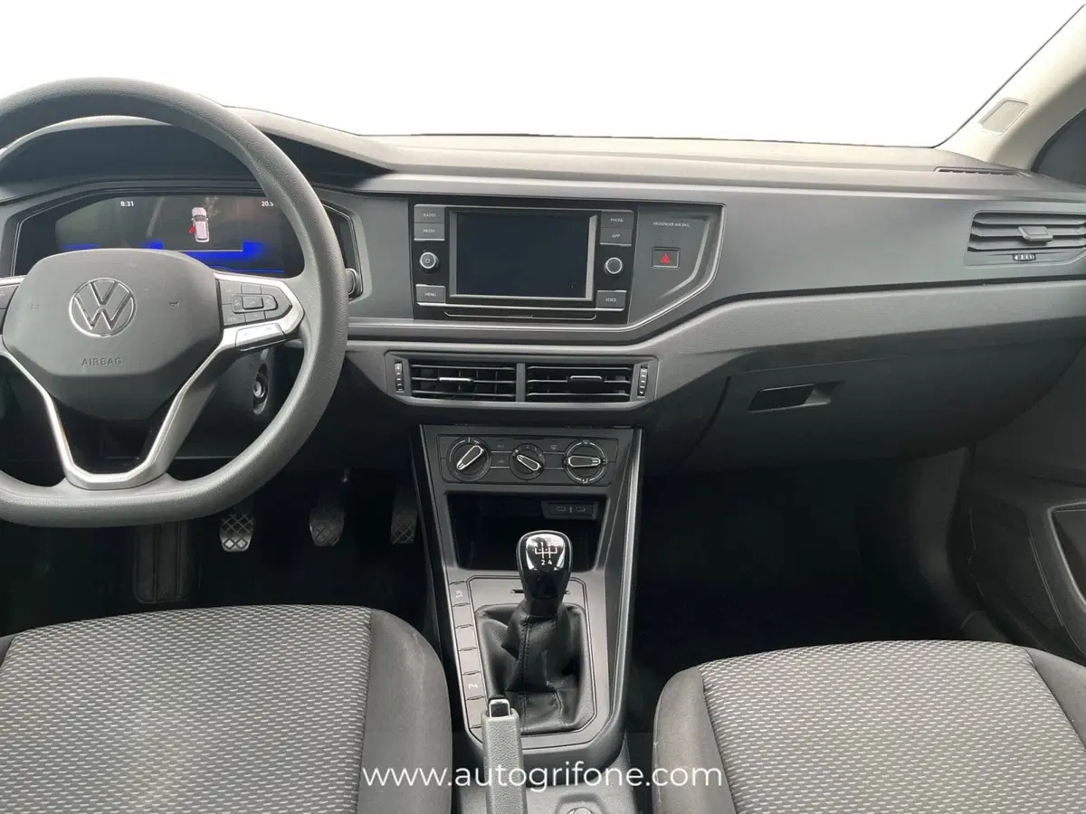 Volkswagen Taigo usata a Modena (11)