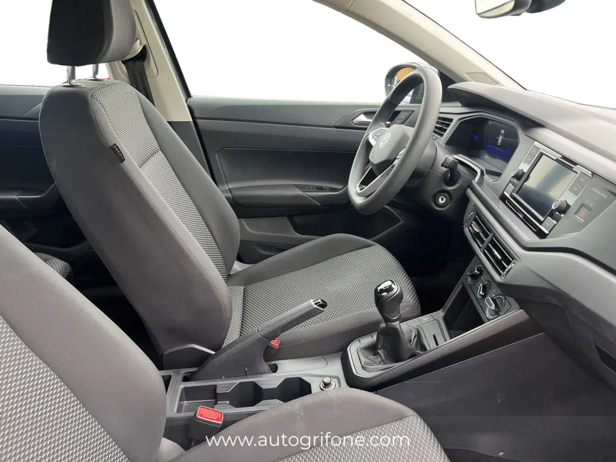 Volkswagen Taigo usata a Modena (15)